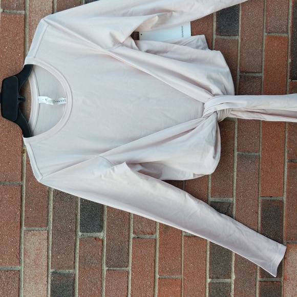 Lululemon Gather and Grow Top Size 8 - Picture 9 of 13